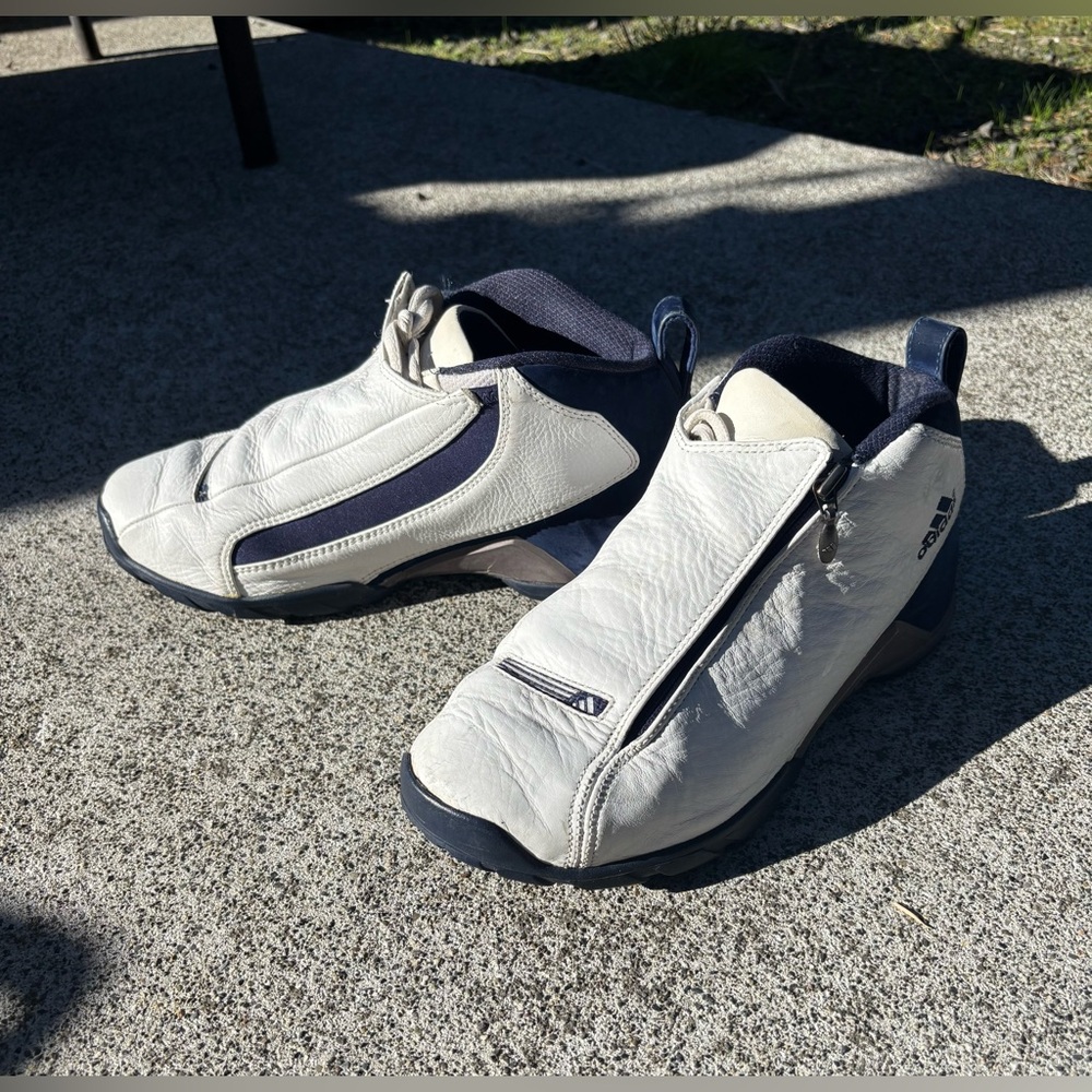 Original 2001 Adidas ADAN “All Day All Night” (White/Blue) Size 7